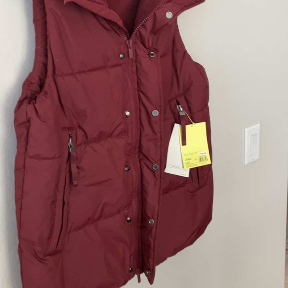 All In Motion Vest - Picture 3 of 13